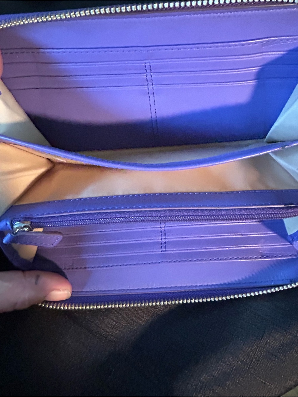 Coach Beige Signature Zip Wallet with Purple Trim - Picture 13 of 15